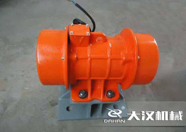 �}(c��ng)�������